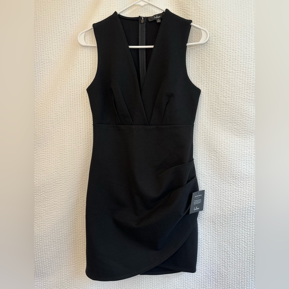 Lulus Black Sleeveless Sheath Cocktail Dress Women’s Small NWT V Neck Stretch